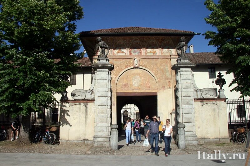 Certosa di Pavia 3 min